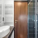 Appartmants 2 With Pool And Private Jakuzzi Vendégház 4*