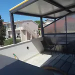 Appartmants 2 With Pool And Private Jakuzzi בית הארחה 4*