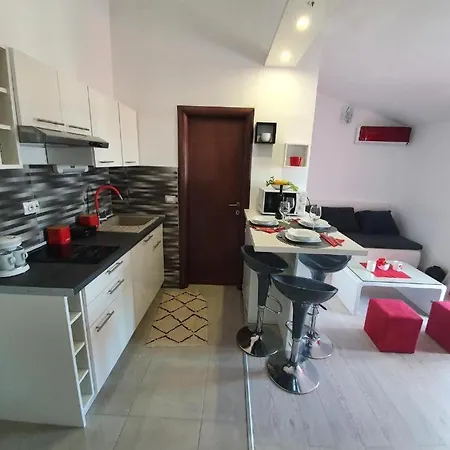 Tomic Guest house