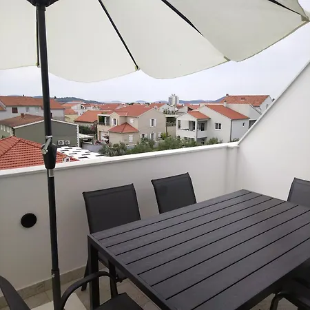 Tomic Guest house