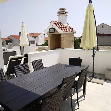 Guest house Tomic 4*