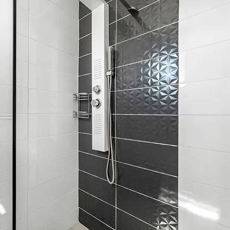 Tomic Pensión Vodice