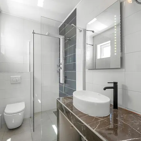 Appartmants 2 With Pool And Private Jakuzzi