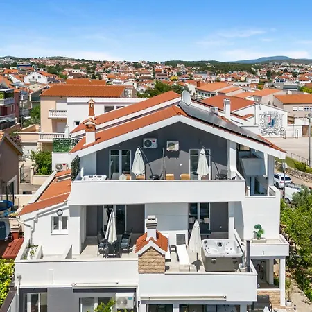 Guest house Tomic 4*