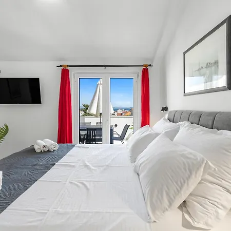 Appartmants 2 With Pool And Private Jakuzzi Guest house 4*