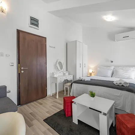 Vendégház Tomic 4*