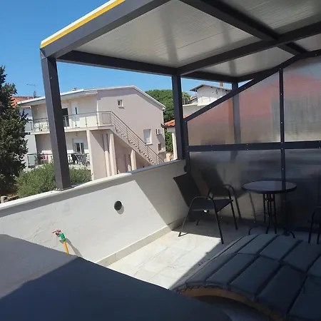 Appartmants 2 With Pool And Private Jakuzzi Guest house 4*
