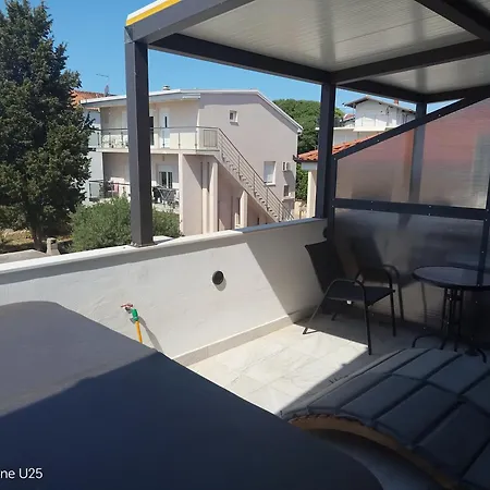Appartmants 2 With Pool And Private Jakuzzi Vodice