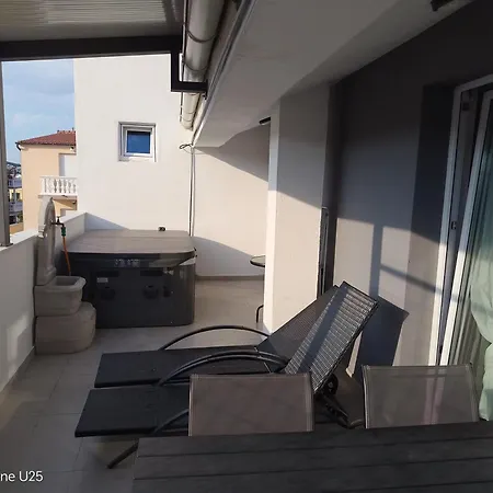 Maison d'hôtes 2 With Pool And Private Jacuzzi Vodice