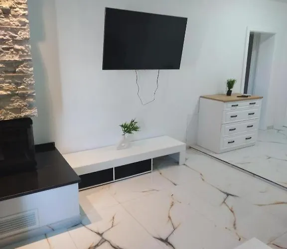 Tomic ゲストハウス 4*