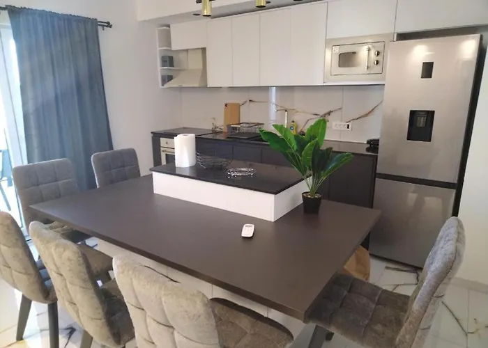 ゲストハウス Tomic 4*